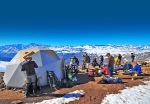 Trekking Invernal sierra de santiago com freddy duclerc Chile