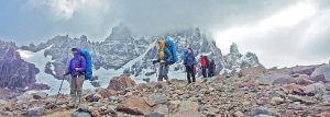 Parque-Nacional-Cerro-Castillo-com-montanhista-freddy-duclerc